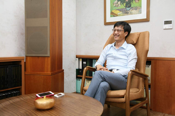 황철성 서울대 석좌교수가 올해 대한민국최고과학기술인상에 선정됐다. [사진=과기정통부]