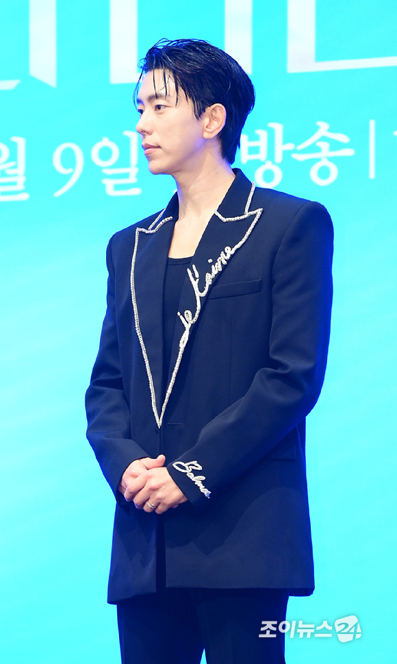 배우 윤현민이 6일 오후 서울 신도림 더세인트 그랜드 볼룸에서 열린 KBS2 새 주말드라마 '화려한 날들' 제작발표회에 참석하고 있다. [사진=정소희 기자]