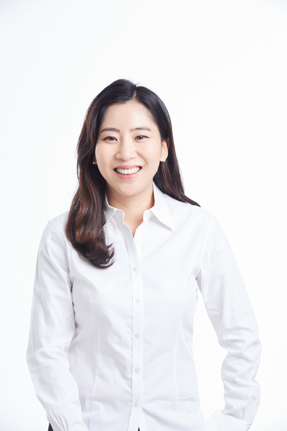 컬리가 창립 10년 만에 처음 분기 영업이익을 내며 주목받고 있다. 사진은 김슬아 컬리 대표. [사진=컬리]