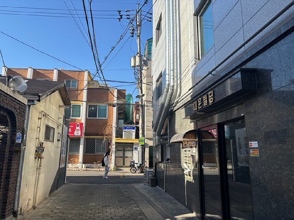 다세대와 빌라 등 아파트 이외 주거용 건축물 공급이 크게 줄어들고 있다. 사진은 남산에서 여의도 방향으로 내려다본 서울시내 전경. [사진=아이뉴스24 DB]