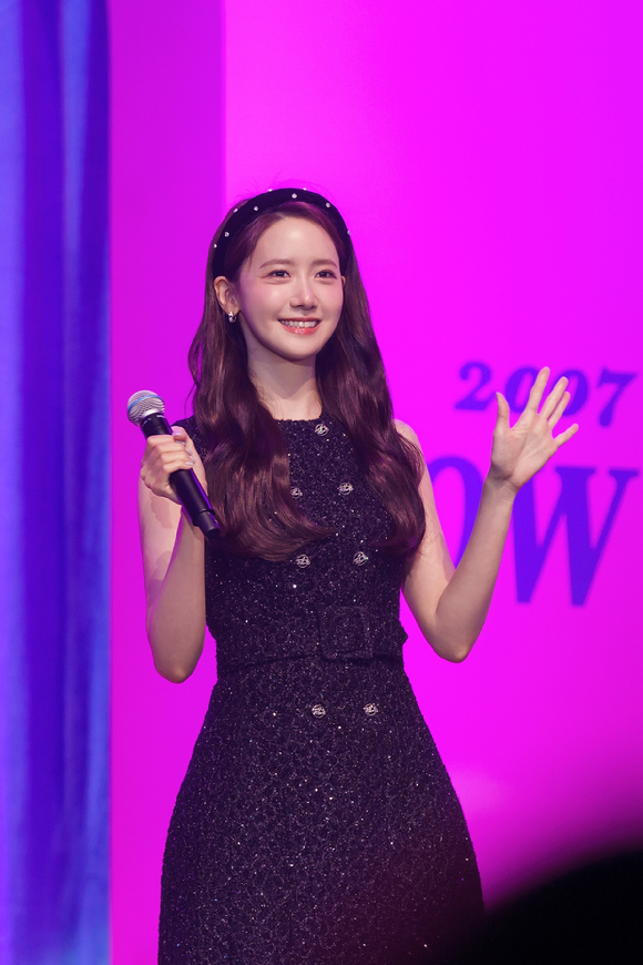 소녀시대 멤버이자 배우 임윤아가 'YOONA FAN MEETING TOUR : YOONITE in HONG KONG'(윤아 팬미팅 투어 : 유나이트 인 홍콩)에서 팬들을 만나고 있다. [사진=SM엔터테인먼트]