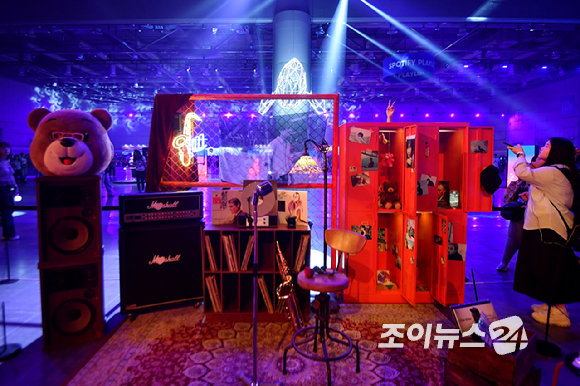 방탄소년단(BTS)과 아미(ARMY, 팬덤명)의 특별한 축제 'BTS FESTA'가 13일 경기도 고양시 킨텍스에서 진행되고 있다. [사진=문수지 기자]