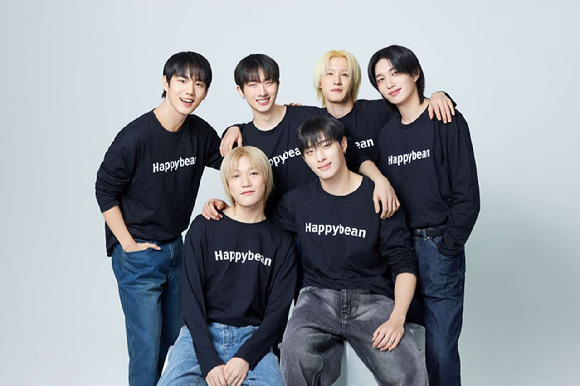 그룹 피원하모니(P1Harmony, 기호 테오 지웅 인탁 소울 종섭)가 컴백과 함께 기부 프로젝트에 나선다. [사진=LOVE FNC]