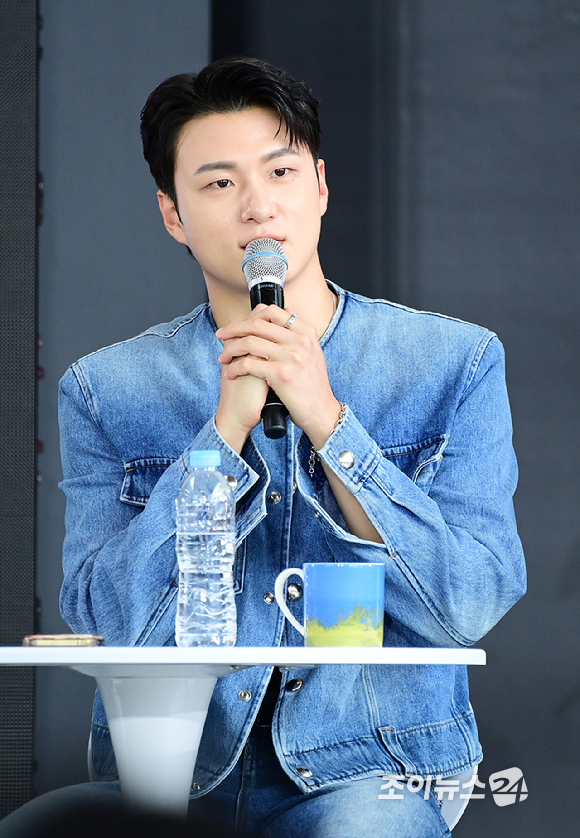 배우 신승호가 20일 오후 부산광역시 해운대구 우동 영화의 전당에서 열린 제30회 부산국제영화제(BIFF) '짱구' 오픈토크 행사에 참석하고 있다. [사진=정소희 기자]