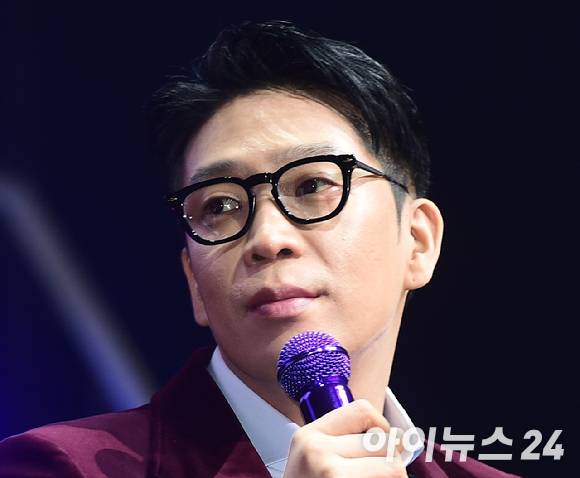 가수 MC몽이 여덟 번째 정규앨범 '채널8(CHANNEL8) 발매 기념 미디어 음감회에 참석했다. [사진=정소희 기자]