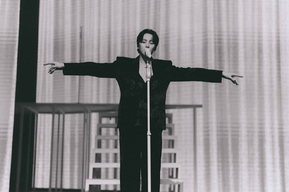 가수 겸 배우 이준호가 브라질 상파울루 비브라 상파울루에서 진행된 팬미팅에서 팬들을 만나고 있다. [사진=JYP엔터테인먼트]