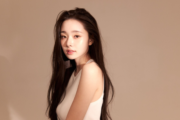 송지아(프리지아)가 써브라임과 전속계약을 체결했다. [사진=써브라임]