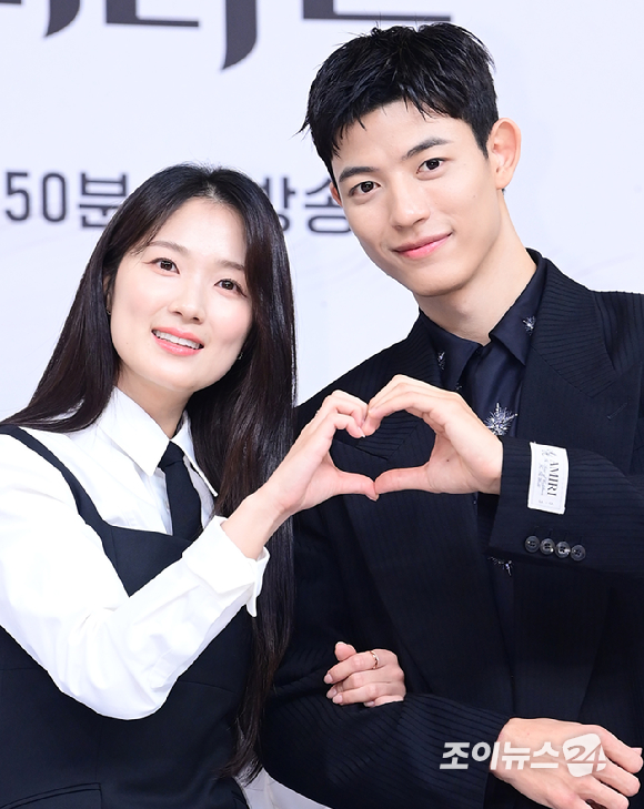 ITZY 채령, '오늘부터 인간입니다만' OST 부른다…'Midnight Glow' 발표