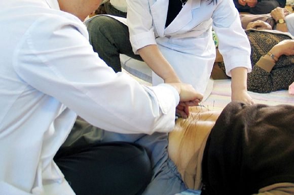 침 맞던 노인 심근파열로 숨져&hellip;업무상과실치사 한의사 벌금형. [사진=연합뉴스]