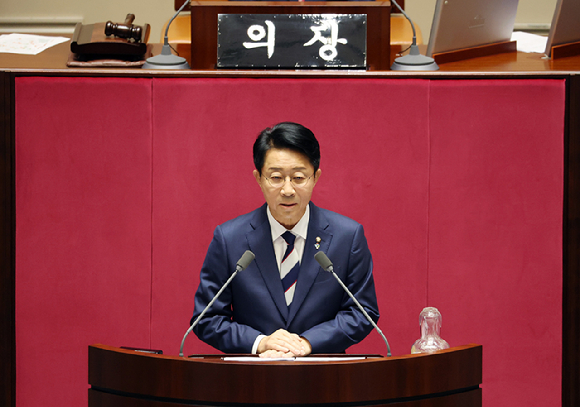 22대 후반기 국회의장에 선출된 더불어민주당 조정식 의원이 5일 국회에서 열린 '제436회 국회(임시회) 제1차 본회의'에서 당선 인사를 하고 있다. 2026.6.5 [사진=연합뉴스]