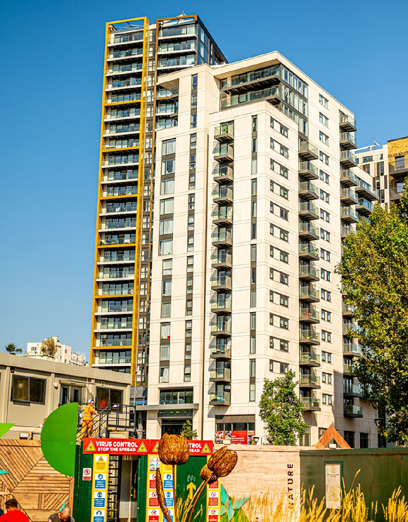 전세 사기 급증 이후 월세화를 겪는 임대차 시장에서 기업형 임대주택이 새로운 주거 대안으로 주목받고 있다. 사진은 전문 운영사가 관리하는 강남구 역삼동의 기업형 임대주택 '위브플레이스 강남역'. [사진=김민지 기자.]