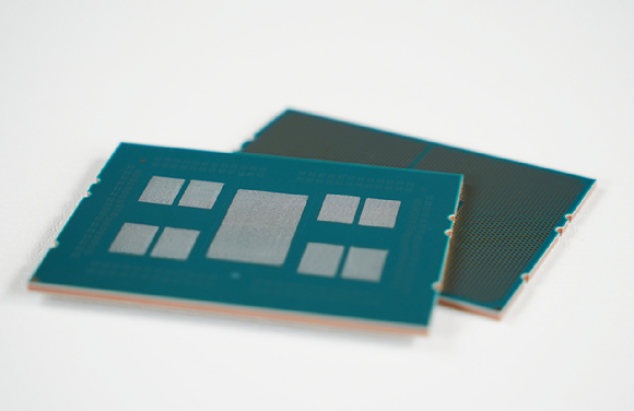 적층세라믹터패시터(MLCC) 목업 [사진=삼성전기]