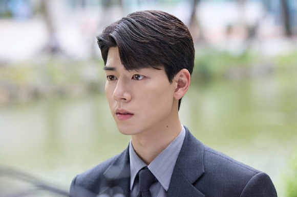 배우 배현성이 tvN 드라마 '신사장 프로젝트'에서 열연하고 있다. [사진=tvN]