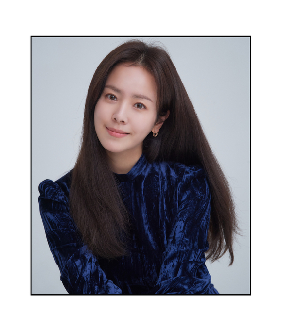 배우 한지민이 우크라이나 어린이를 위해 1억원을 기부했다. [사진=BH엔터테인먼트]