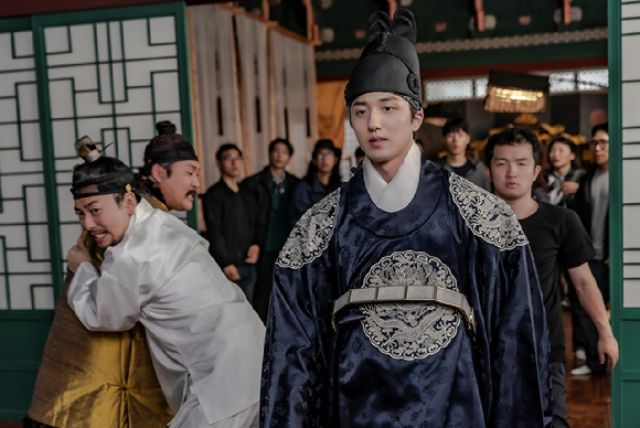 강찬희가 영화 '메소드연기'에서 열연하고 있다. [사진=㈜바이포엠스튜디오]