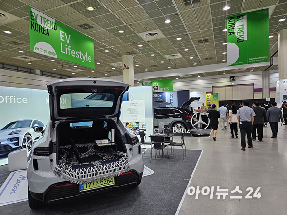 25일 국내 대표 전기차 전시회 'EV트렌드코리아 2026'이 서울 삼성동 코엑스에서 개막했다. [사진=설재윤 기자]