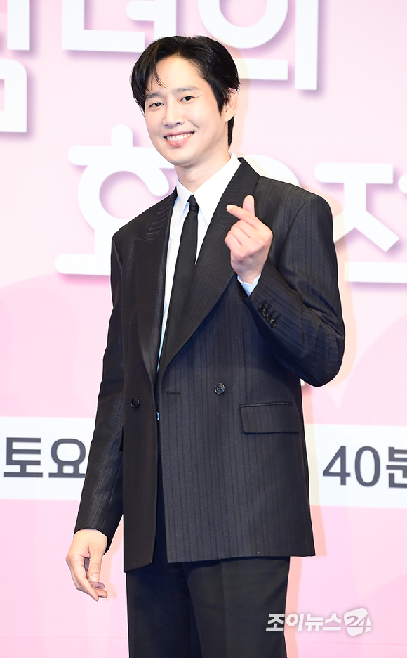 '미혼남녀' 박성훈, 논란 후 복귀 "신중한 태도로 작품과 삶에 임하고 있다"