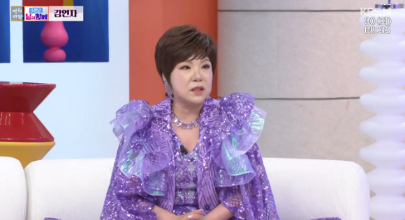 가수 김연자가 '아침마당'에 출연해 대화를 나누고 있다. [사진=KBS 방송화면 캡처]