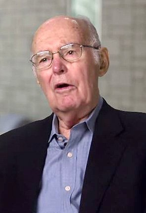 고든 무어 인텔 공동 창립자가 지난 24일(현지시간) 94세의 나이로 사망했다. [사진=고든 앤드 베티 무어 재단 홈페이지]