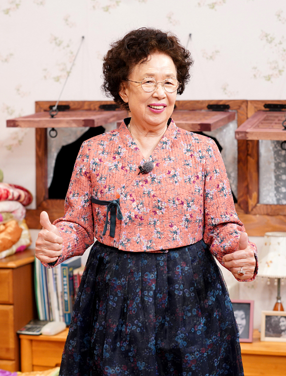 '진격의 할매' 제작발표회에 참석한 나문희 [사진=채널S]