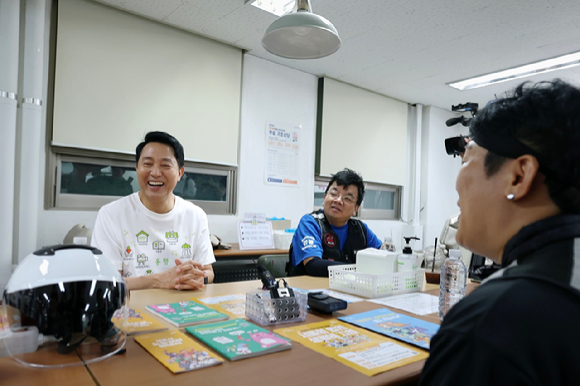 한 배달라이더의 모습. [사진=연합뉴스]