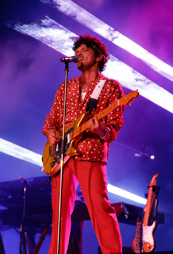 브루노 마스, 내년 1월 日 6대 돔 투어 발표⋯亞 첫 행선지·한국은?