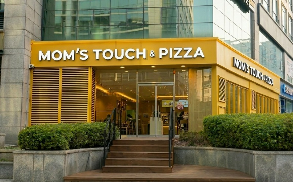 맘스터치 구로IT점 전경. [사진=맘스터치]