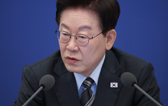이재명 대통령이 27일 청와대에서 열린 국무회의에서 발언하고 있다. 2026.10.27 [사진=연합뉴스]