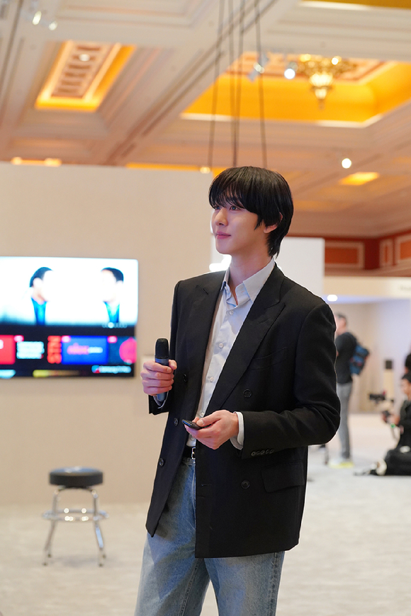 배우 안효섭이 '삼성 더 퍼스트룩 2026(The First Look 2026)' 프레스 콘퍼런스에 참석했다. [사진=더프레젠트컴퍼니]