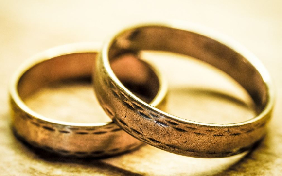 경기도 의정부에서 100돈짜리 금팔찌가 발견돼 경찰이 주인을 찾고 있다. 본 기사와 무관한 이미지. [사진=픽사베이@TBIT]