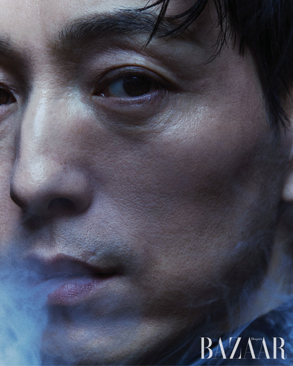 정성일 [사진=하퍼스바자]