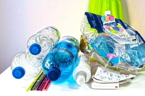 전 세계적으로 폐플라스틱의 자원화, 재활용 활로를 모색하는 기업들이 늘어나고 있다. [사진=픽사베이]