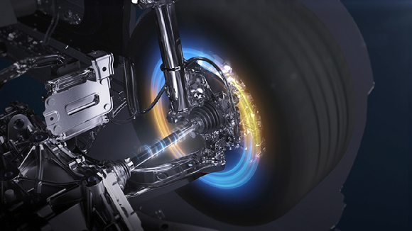 (왼쪽부터) EV3, EV4, EV5가 도심을 주행하는 장면. [사진=기아]