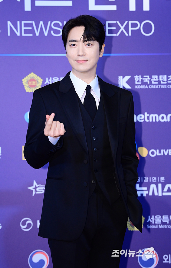 배우 이준혁이 28일 오후 서울 소공동 롯데호텔에서 열린 '2025 NEWSIS 한류엑스포'에 참석하고 있다. [사진=정소희 기자]