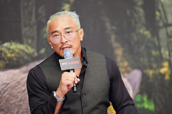 '셰프와 사냥꾼' 온라인 제작발표회에 참석한 방송인 추성훈 [사진=채널A ]