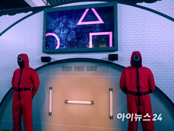 미국 로스앤젤레스에 개장한 넷플릭스 '오징어 게임: 더 트라이얼' 체험관. [사진=권용삼 기자]