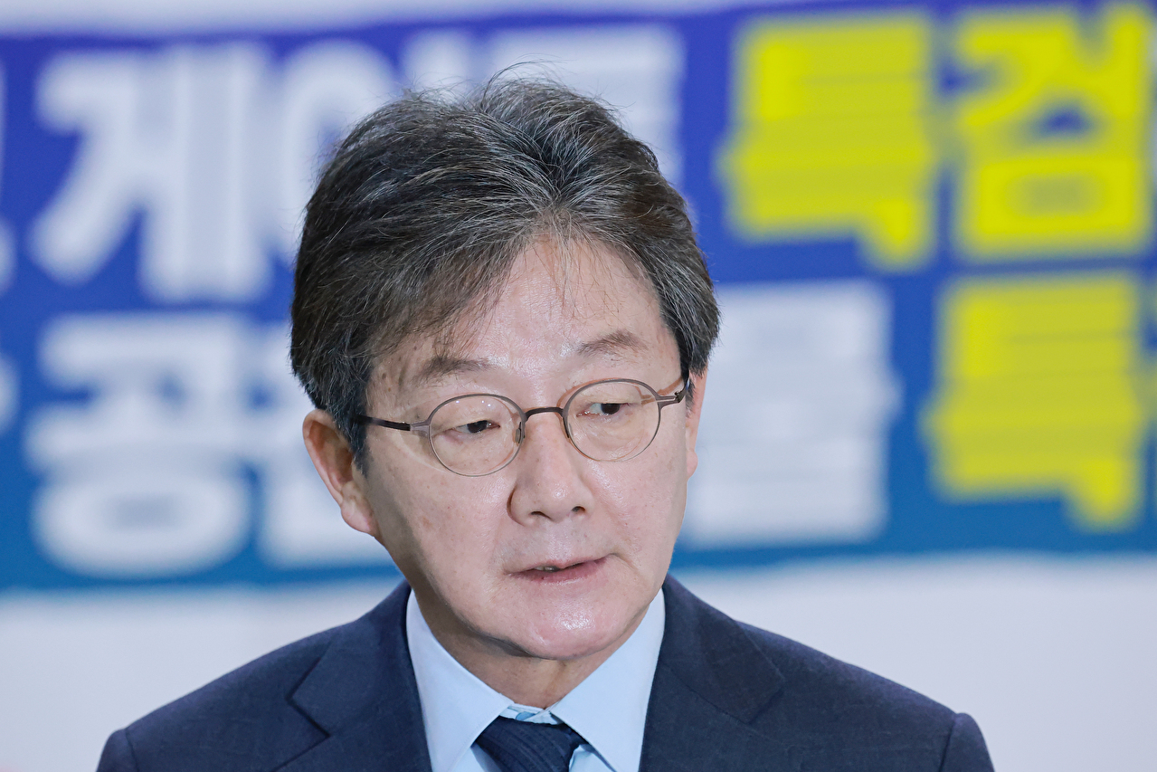 더불어민주당 김동연 대선 경선 후보가 작년 4월 27일 오후 경기 일산 킨텍스에서 열린 제21대 대통령선거 후보자 선출을 위한 수도권&middot;강원&middot;제주 합동연설회에서 정견발표를 하고 있다. 2025.04.27 [사진=곽영래 기자]