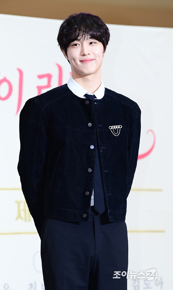 배우 윤현석(CIX)이 21일 경기 고양시 덕양구 스타필드 고양에서 진행된 숏폼 드라마 '마이리틀셰프' 제작보고회에 참석하고 있다. [사진=정소희 기자]