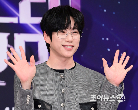 가수 권정열이 9일 오후 서울 양천구 목동 SBS 사옥에서 열린 SBS 글로벌 보컬 오디션 '베일드 컵' 제작발표회에 참석하고 있다. [사진=정소희 기자]