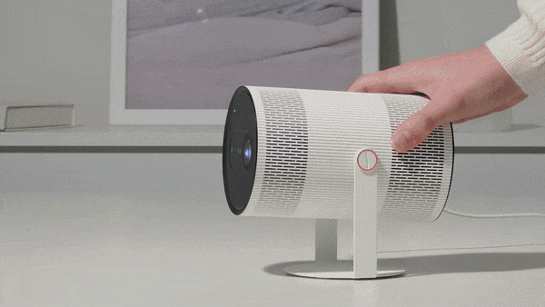 삼성전자의 AI 포터블 프로젝터 '더 프리스타일+' [사진=삼성전자]