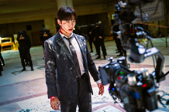 캐셔로 [사진=넷플릭스 ]