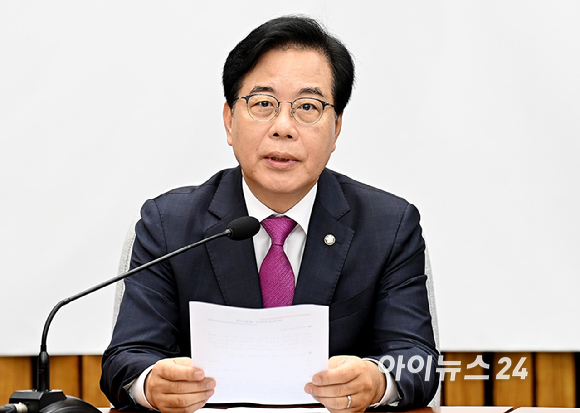 송언석 국민의힘 비상대책위원장 겸 원내대표가 8일 국회에서 열린 원내대책회의에서 발언하고 있다. [사진=곽영래 기자]