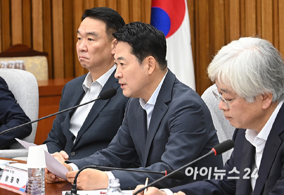 장동혁 국민의힘 당대표가 24일 서울 여의도 국회에서 열린 '규제에서 시장으로, 징벌에서 합리로' 국민의힘 부동산정책 정상화 토론회에서 발언하고 있다. [사진=곽영래 기자]