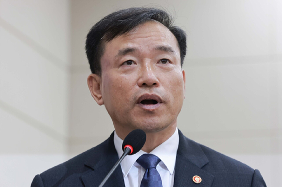 [2026 국감] 방미통위원장 "AI 이용자 보호 법령 정비⋯불공정 행위 제재 강화"