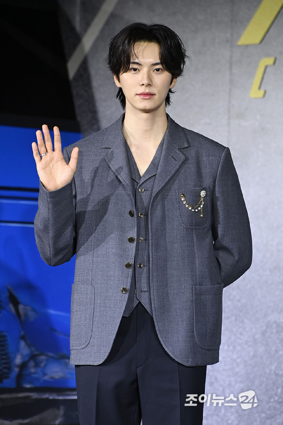 배우 이채민이 22일 오전 서울 강남구 삼성동 웨스틴 서울 파르나스에서 열린 넷플릭스 시리즈 '캐셔로' 제작발표회에 참석해 포즈를 취하고 있다. [사진=문수지 기자]