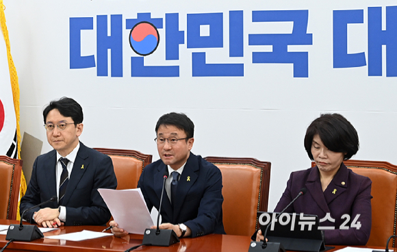 한병도 더불어민주당 원내대표가 16일 서울 여의도 국회에서 열린 정책조정회의에서 발언하고 있다. [사진=곽영래 기자]