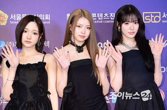 그룹 키키 키야-이솔-지유-하음-수이가 28일 오후 서울 소공동 롯데호텔에서 열린 '2025 NEWSIS 한류엑스포'에 참석하고 있다. [사진=정소희 기자]