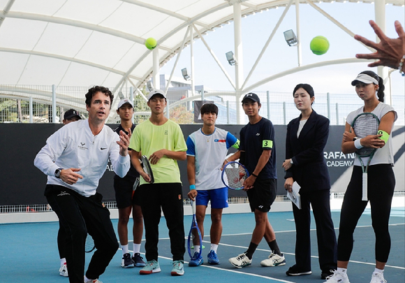 기아 언플러그드 그라운드 내 조성된 기아와 라파엘 나달 간의 파트너십 역사·비전을 직접 체험할 수 있는 팝업 공간. [사진=기아]