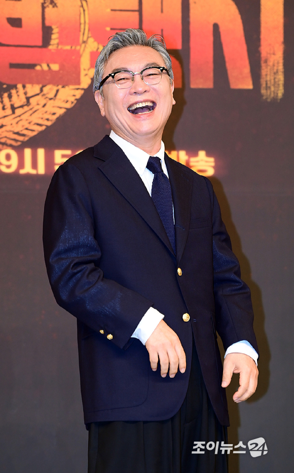 배우 김의성이 18일 오후 서울 양천구 목동 SBS에서 열린 SBS 새 금토드라마 '모범택시3' 제작발표회에 참석하고 있다. [사진=정소희 기자]