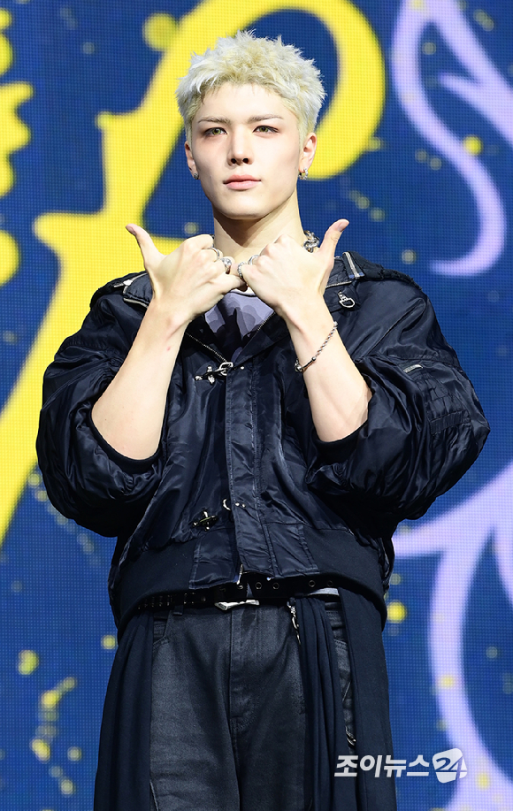 [포토] 앤팀 마키, 상남자 비주얼 막내